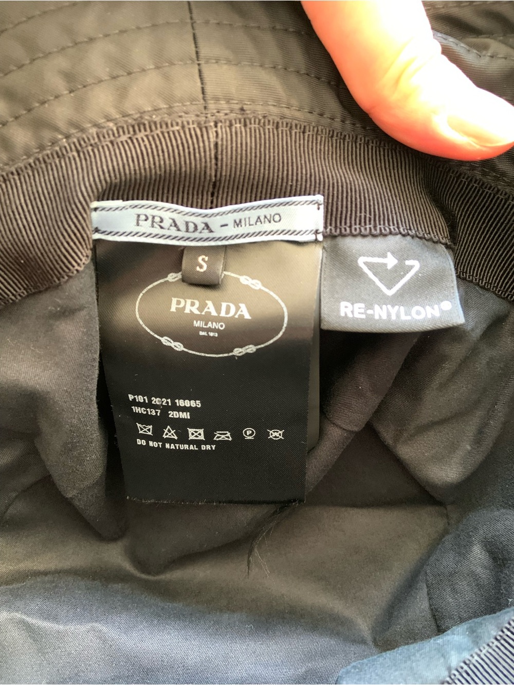 Prada Bucket hat - Picture 3 of 3